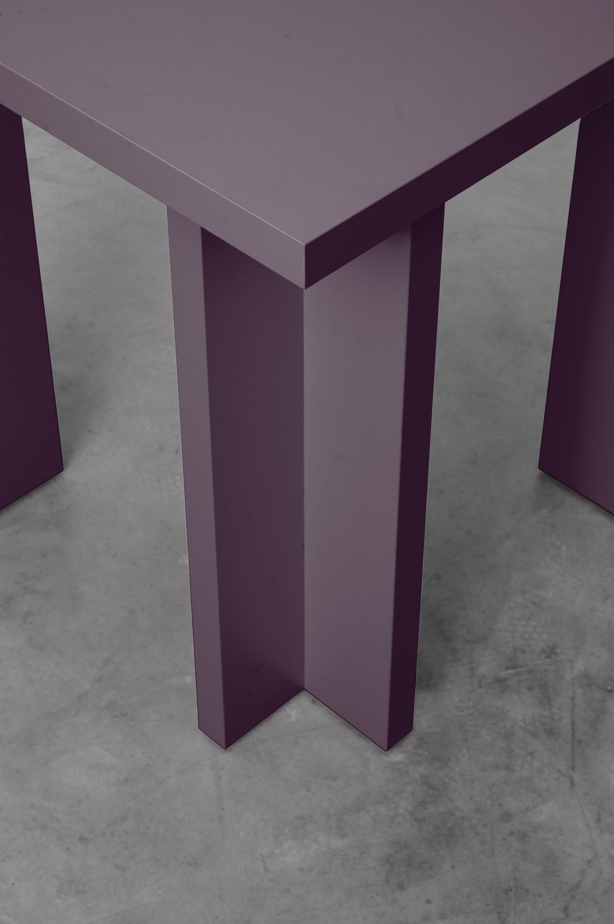 Rectangular Dining Tables 4+